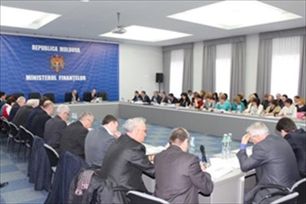 Comunicat de presă: Ion Prisăcaru a solicitat structurilor raionale ale SFS să fie eficientizată administrarea fiscală, prin valorificarea rezervele interne